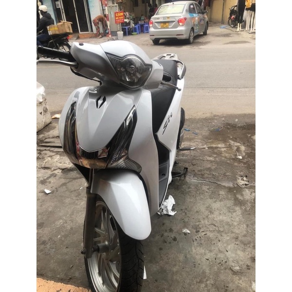 Decal màu trắng chuyên dán đổi màu ô tô,xe máy, máy tính,điện thoại...