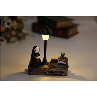 Đèn ngủ để bàn hình vô diện