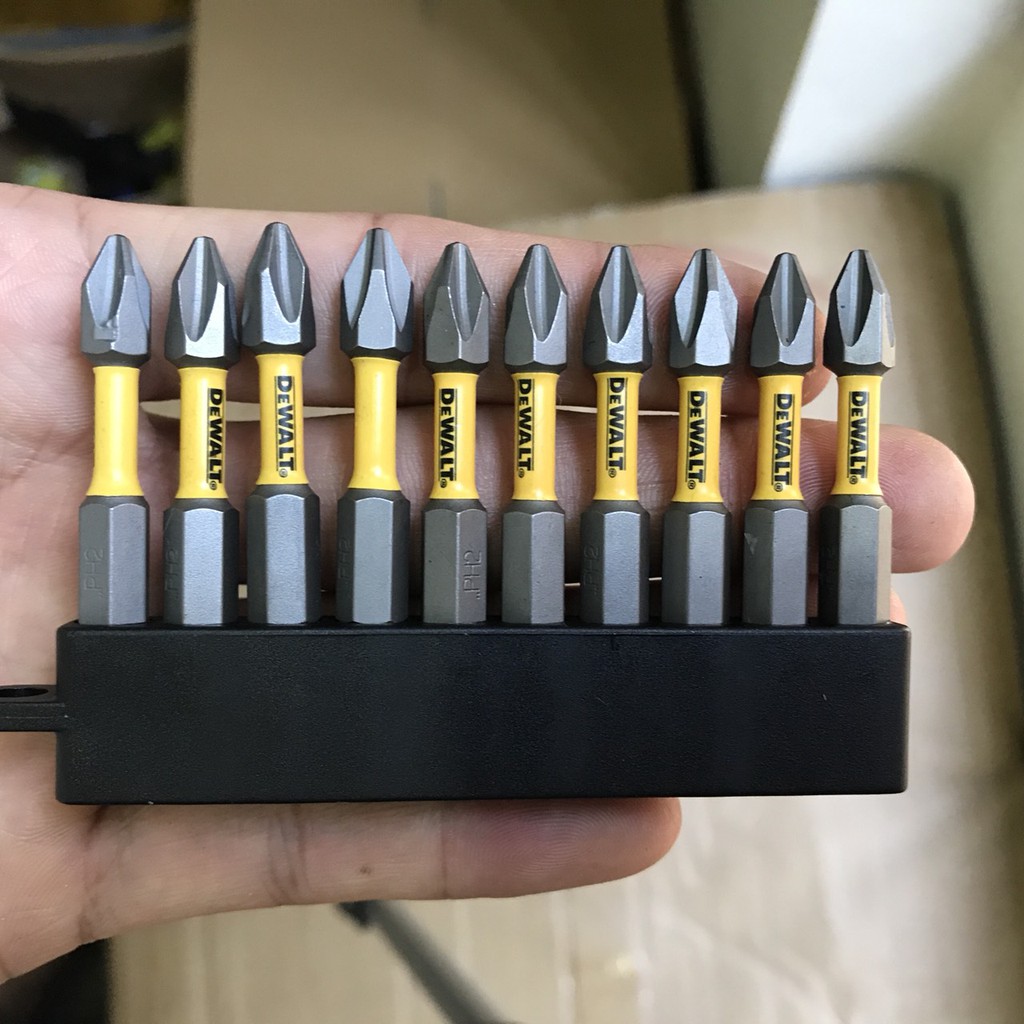 KM Bộ 10 Mũi Vít Dewalt Hàng Nhập Mỹ Ph2 - 5cm cao cấp