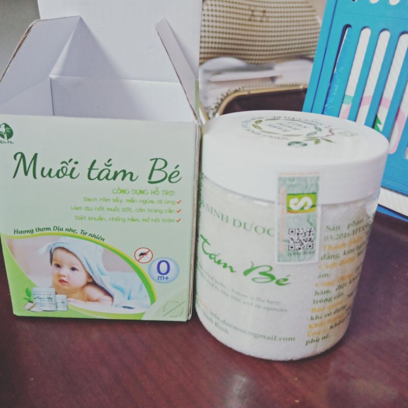 com bo 2 hộp muối tắm bé - chính hãng