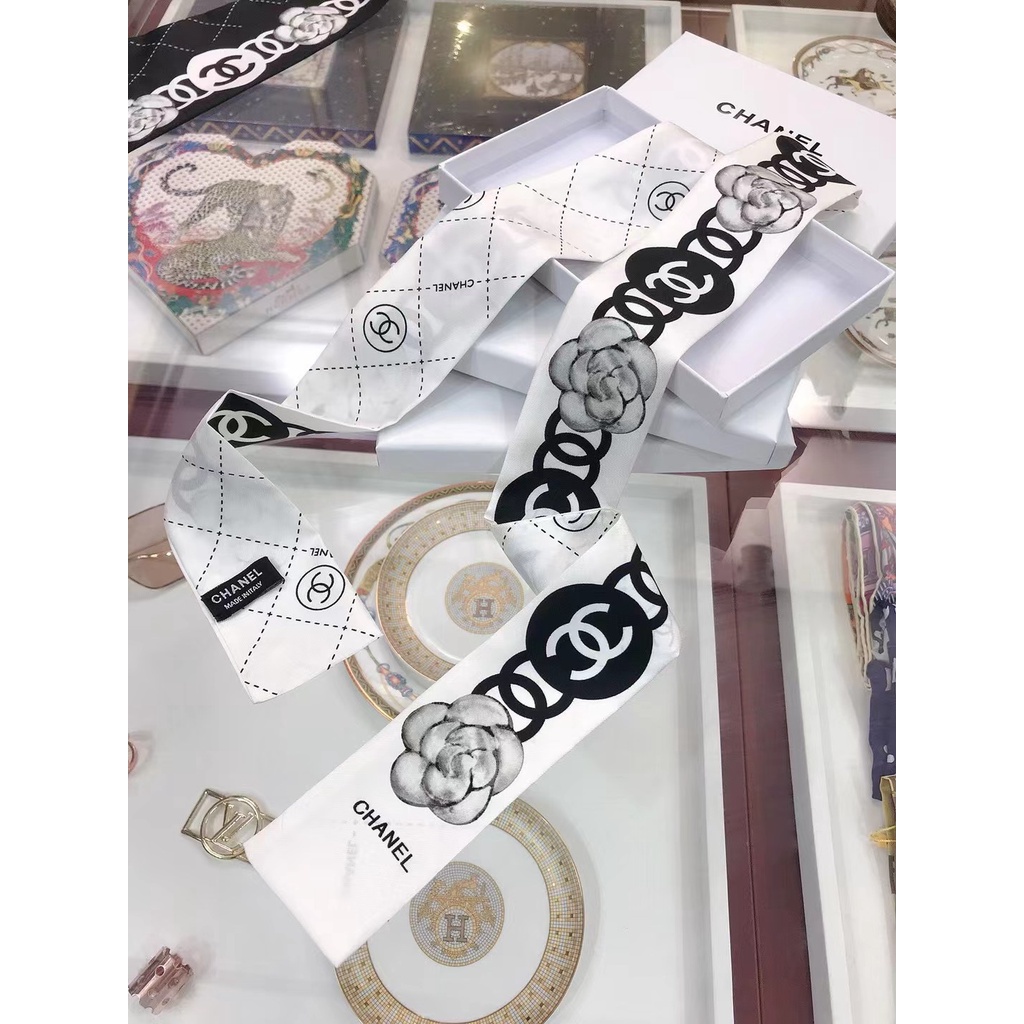 Khăn Choàng Cổ / Khăn Quàng Cổ / Túi Xách Vải Lụa In Họa Tiết Hoa Trà Và Chữ Thời Trang Cho Nữ Đen