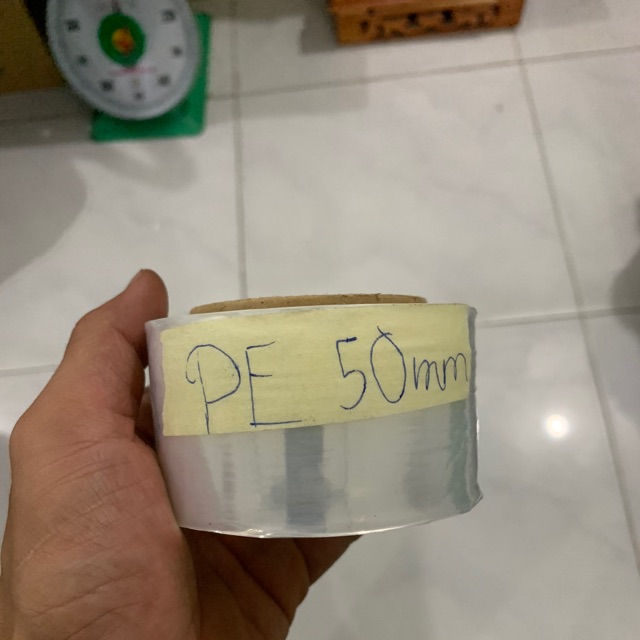 Pe quấn 5cm( 50mm)-185gram lõi 40g giá chỉ có 14000/ cuộn