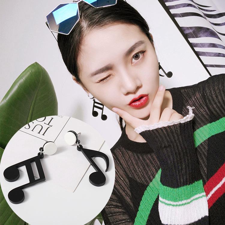 Bông tai hình nốt nhạc trẻ trung năng động