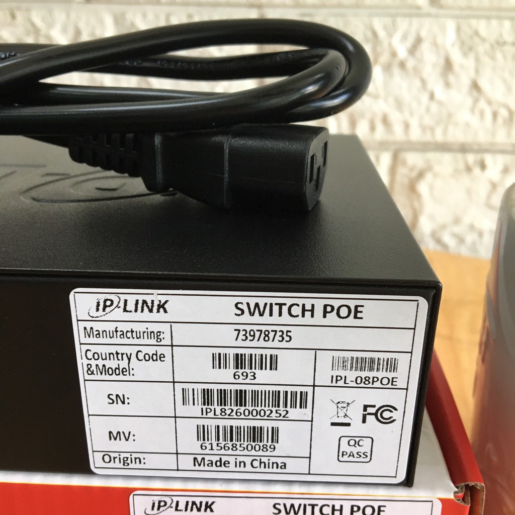 Switch Smart IP-Link POE 8 Port + 2 Uplinks 10/100Mbps Cấp Nguồn Qua Mạng