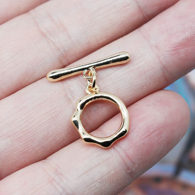 Khóa Cài Màu Vàng 18k Dày Dặn Dùng Làm Trang Sức Thủ Công