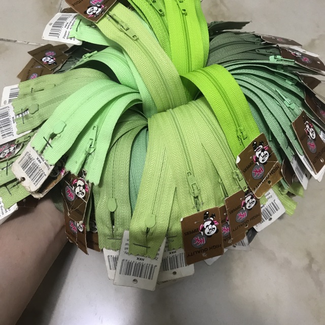 Dây kéo HKK 18cm may quần tây, bóp ví tông xanh lá