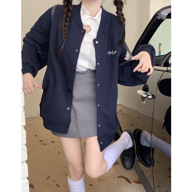 Áo khoác bomber bóng chày cardigan nỉ xanh navy cổ tròn basic dáng rộng cúc trái tim dễ thương Yannie