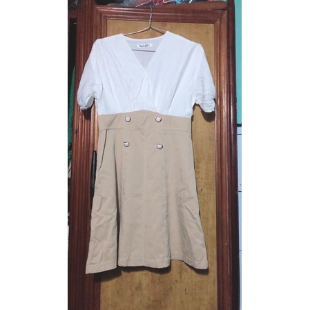 Váy phối trắng nâu