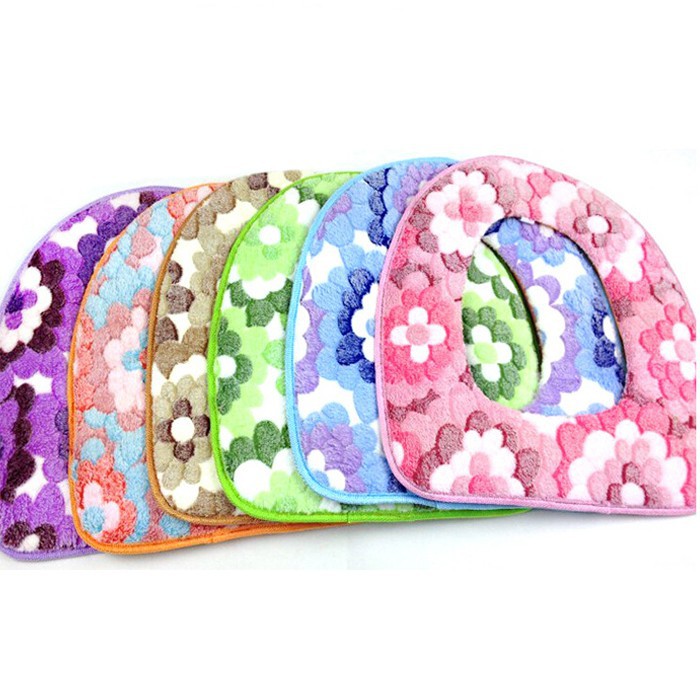 Tấm Lót Bồn Cầu Cánh Hoa Autofun