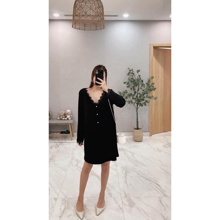 Váy len cổ ren dáng xuông Việt Hoàng Bích