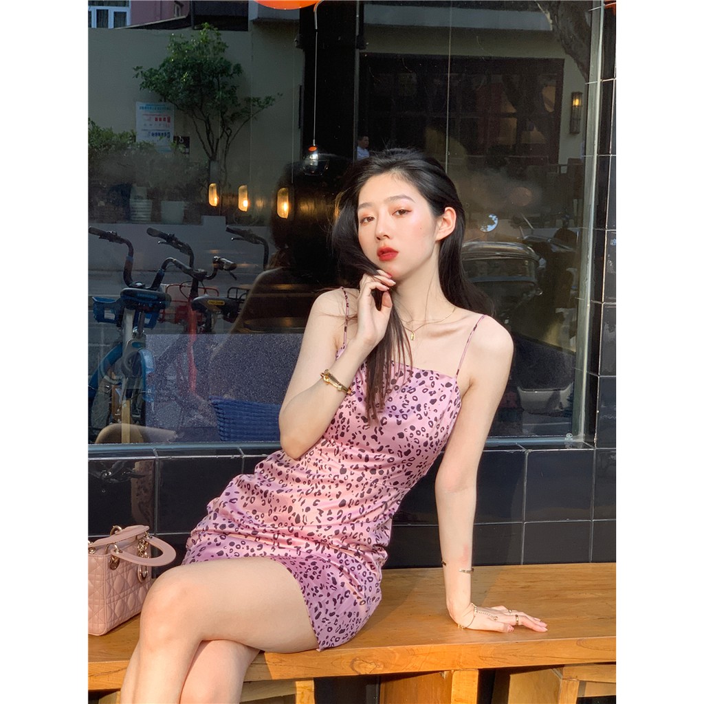 (ORDER) Váy hai dây lụa satin style Jennie BlackPink  màu tím hồng họa tiết da báo gợi cảm (MẪU _MỚI_2020)