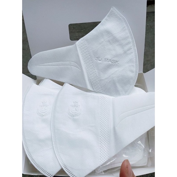 Hộp 50 chiếc khẩu trang 3D cho người lớn