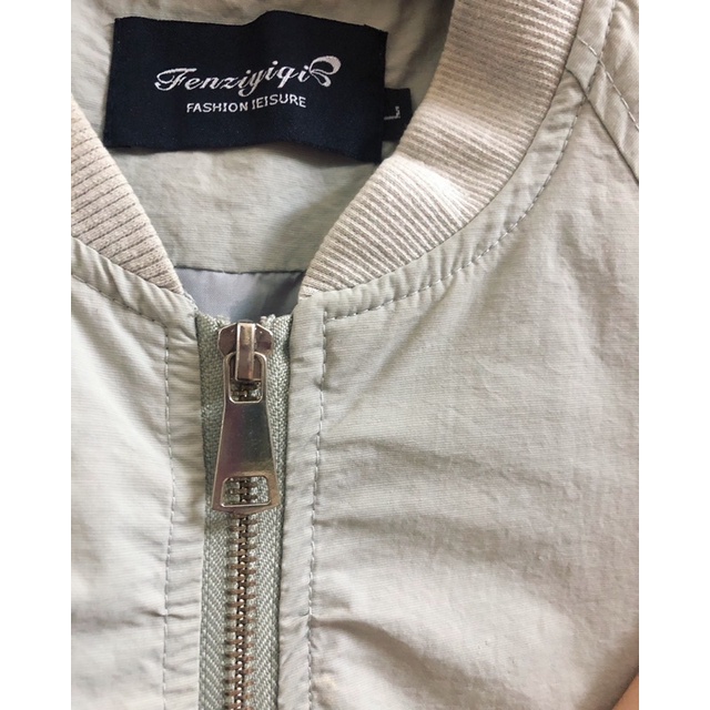 Áo bomber 2hand màu xanh mint nhạt