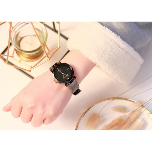 ĐỒNG HỒ NỮ DÂY LƯỚI GENEVA MẶT 3D D308 KHÓA CÀI SANG CHẢNH | BigBuy360 - bigbuy360.vn