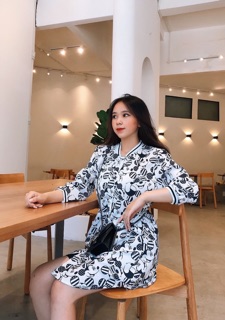 Đầm suông in Mickey 3D, hình thật 100%