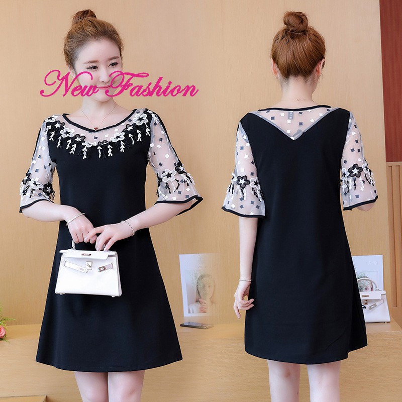 Đầm ôm body tay lửng phối ren