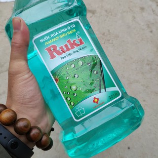 Chai Nước Rửa Kính Cho Xe Ô TÔ - Nước Rửa Kính NANO SIÊU SẠCH- Tạo hiệu ứng lá sen