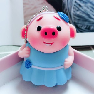 Móc khoá heo mặc váy