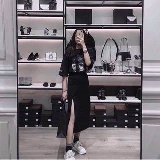 Váy xẻ tà đen