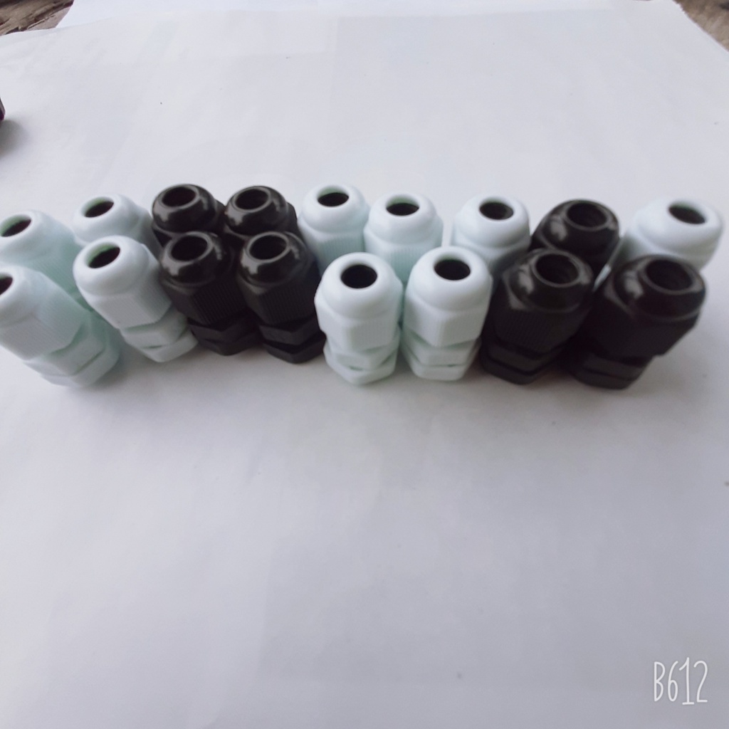 PG7, PG9 , PG11 Ốc siết cáp nhựa kín nước