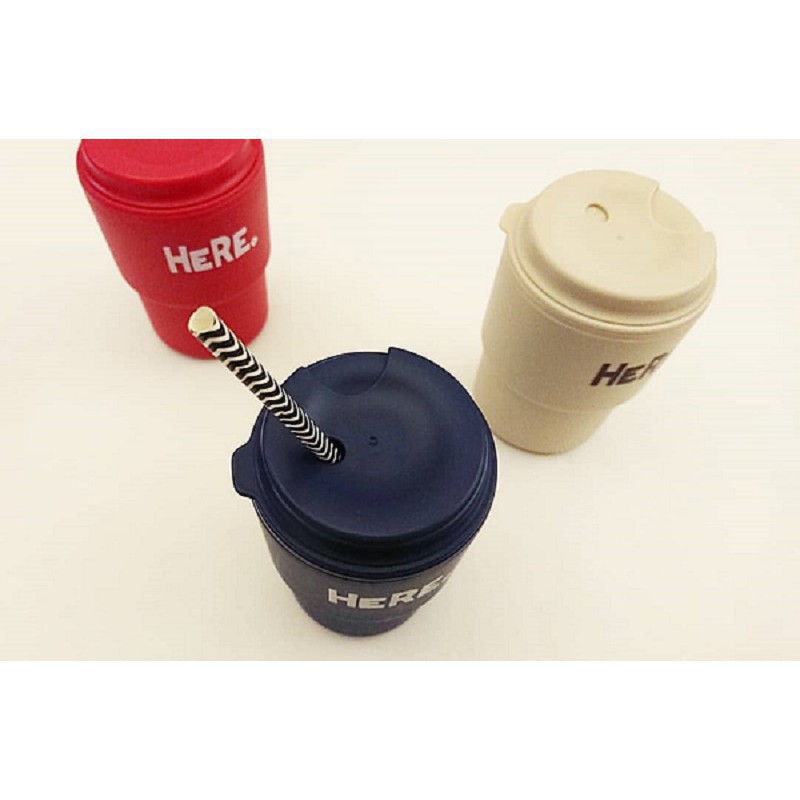 Cốc uống nước có nắp xoay có lỗ cắm ống hút Nhật Bản | BigBuy360 - bigbuy360.vn