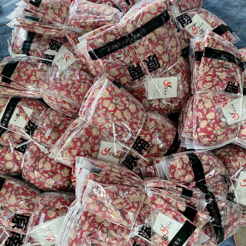 VÁY HOA NHÍ ĐỎ XẺ TÀ TAY BỒNG CỔ VUÔNG CHẤT MỊN MƯỚT ĐI BIỂN ĐI CHƠI SIÊU XINH | BigBuy360 - bigbuy360.vn