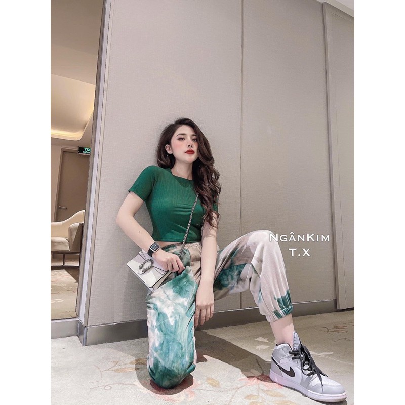 SÉT BỘ CROPTOP LOANG THỂ THAO SIÊU HOT 1111lt