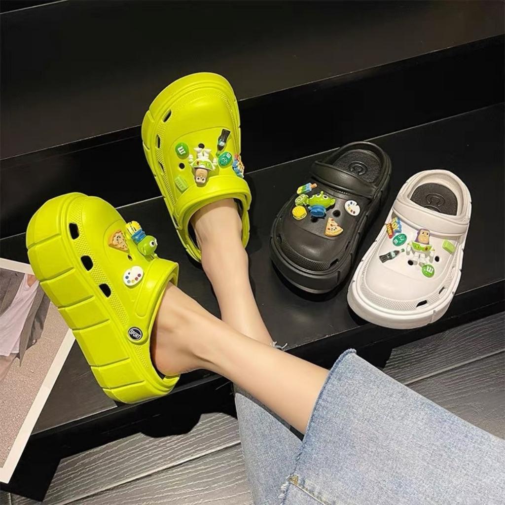 Dép sục Cross UNISEX đế độn 5cm CRON kèm sticker hoạt hình Phi hành gia Đức Phúc