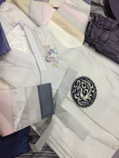 Hanbok cho bé trai( có sẵn)