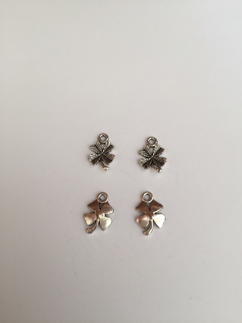 Charm Hình Cỏ 4 Lá Bạc Thái Xâu Vòng