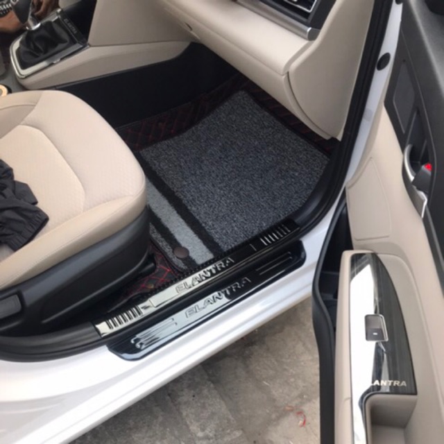 Ốp bậc cửa Elantra 2016-2018. 2019-2020-2021 Titan sang trọng