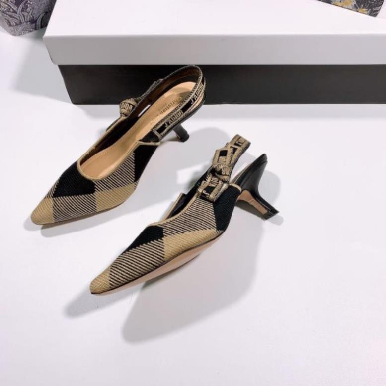 B(ẢNH THẬT) Sandal 5p Ja Gót Cong Caro Dệt Lót Da Mềm Êm Fullbox Bill Túi Cao Cấp