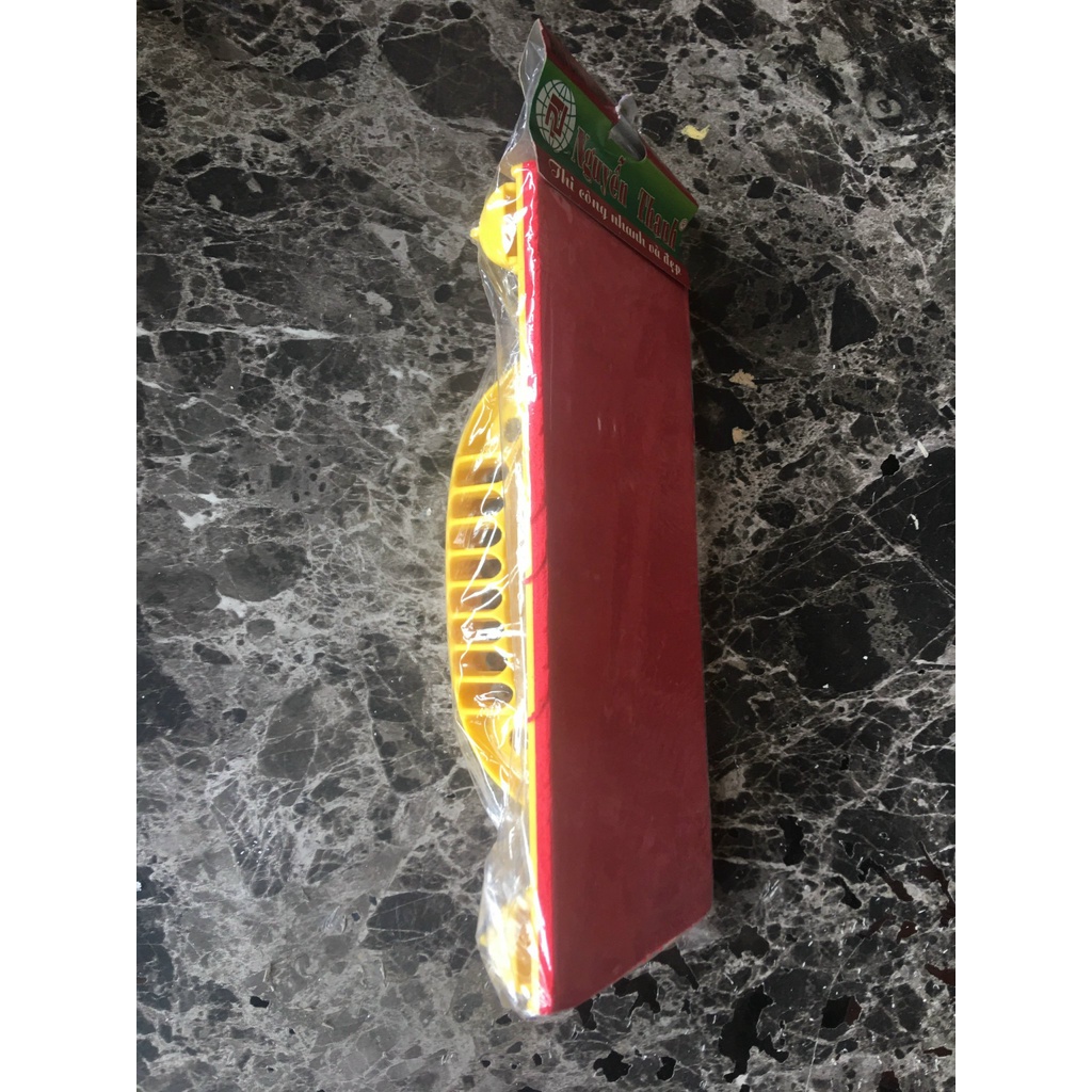 Bàn Chà Nhám, Bàn chà Sắt