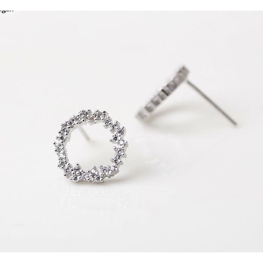 Bông tai bạc hình tròn viền răng cưa nạm đá DaLiA Jewelry khuyên tai huyền thoại biển xanh cá tính