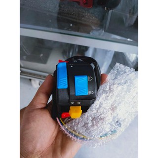 Cùm FZ full bộ cùm tích hợp bassing , đá đèn , còi , pha ....