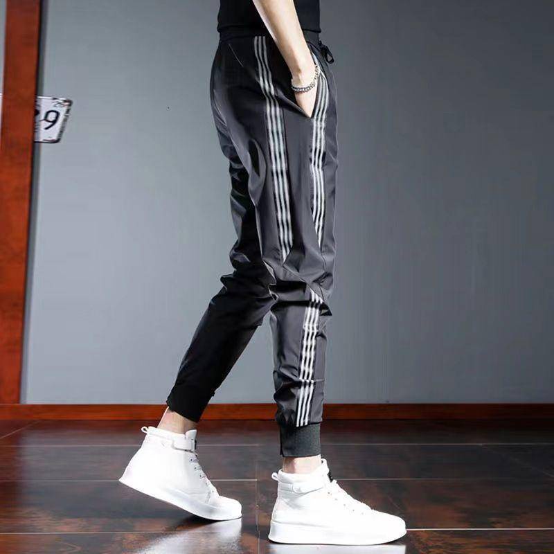 Quần Jogger Nam Vải Lụa Lạnh Mỏng Kiểu Hàn Quốc Thời Trang Mùa Hè Mới 2022 Cho Nam