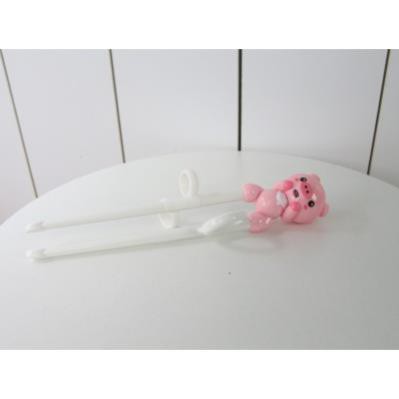 Đũa tập ăn xỏ ngón bằng nhựa Edison (cho các bé dùng tay phải)