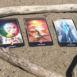 Bộ bài Osho Zen Tarot Kit