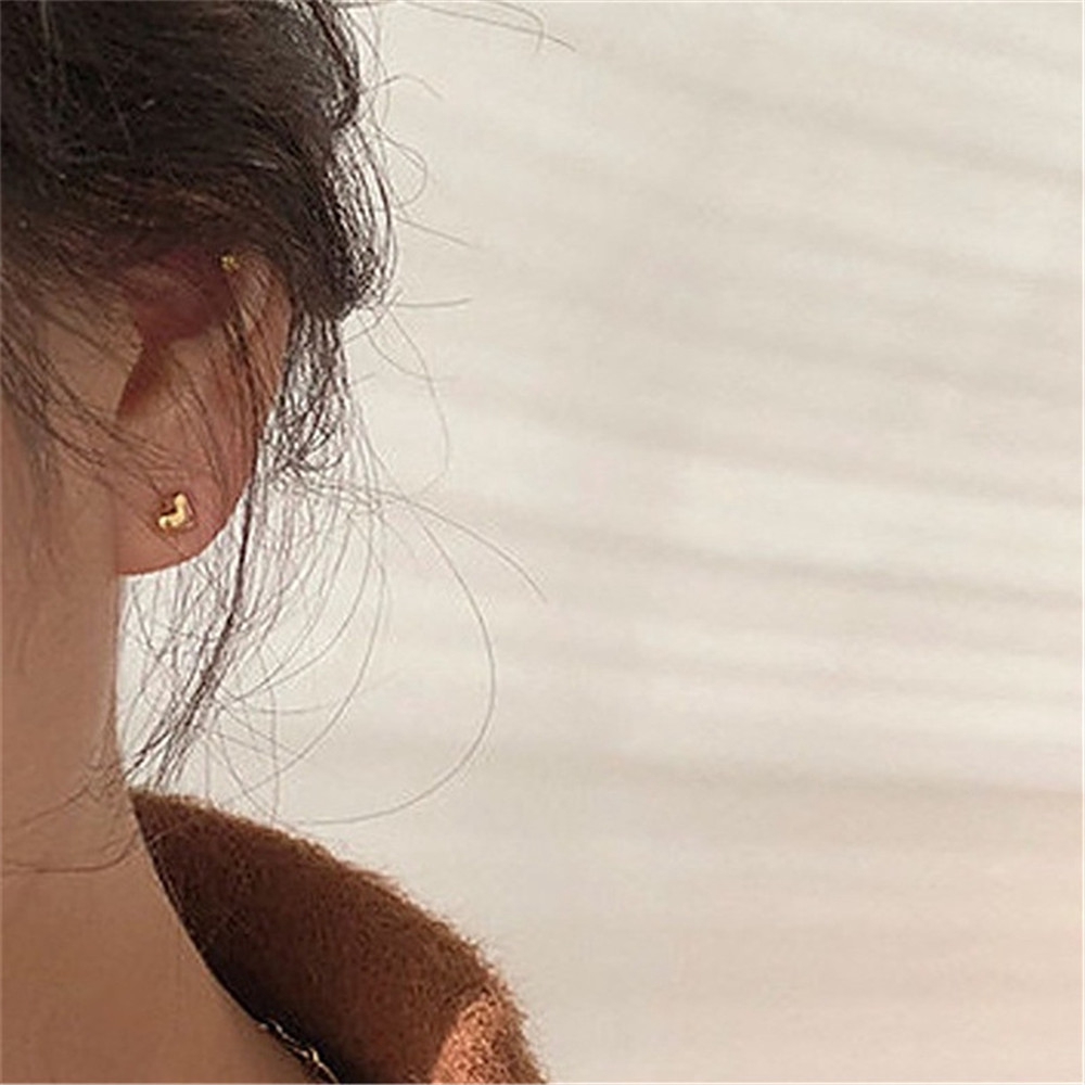 Khuyên Tai Nữ Trang Tạo Hình Độc Đáo