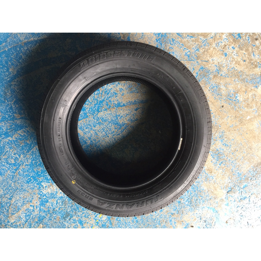 Lốp Bridgestone 205/60R16 ER33 Thái