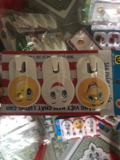 Móc dán tường có Đinh