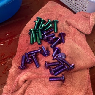 Ốc đĩa 8ly25 gr5