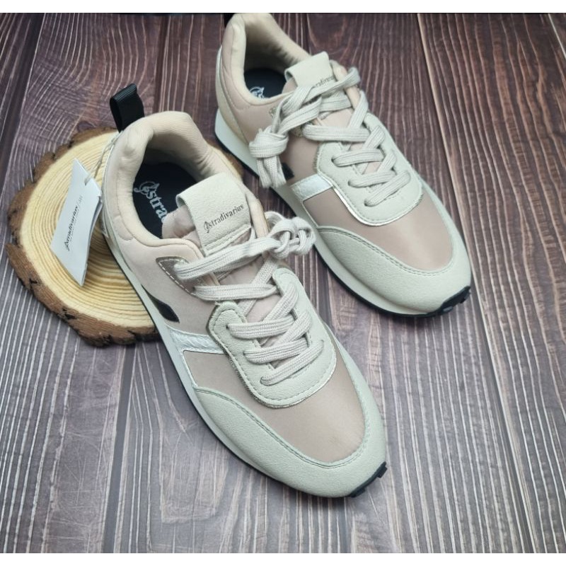 Giày thể thao nữ size 36 cho chân 23.5