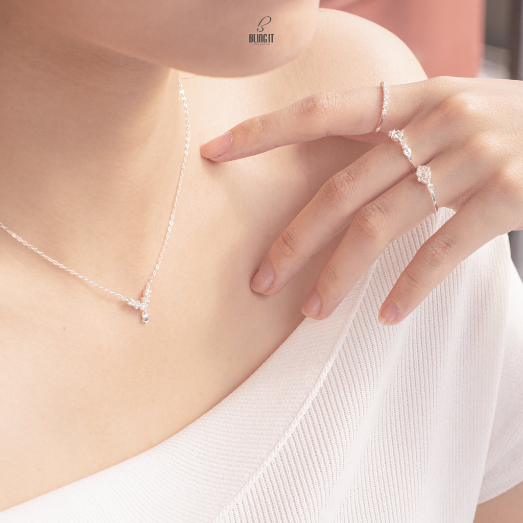 Dây Chuyền Nữ Bạc 925 Cao Cấp BLING IT Thiết Kế Mặt Chữ V Đính Đá Lấp Lánh Hạt Rơi - BIVC224