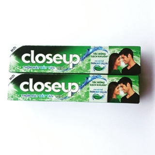 Kem đánh răng closeup mini 30g