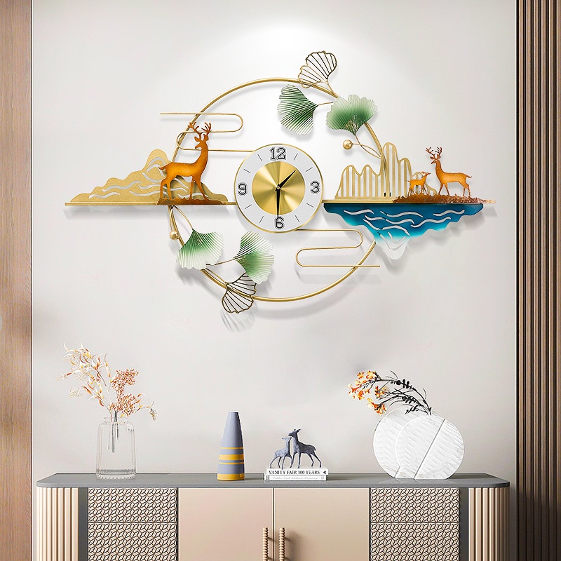 Tranh kim loại tròn kèm đồng hồ tròn hình hươu decor nhà cửa phong cách Bắc Âu