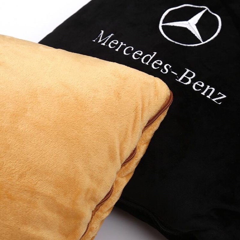 Chăn ô tô kiêm gối gấp gọn logo Mercedes | Sản phẩm chăn và gối 2 in 1