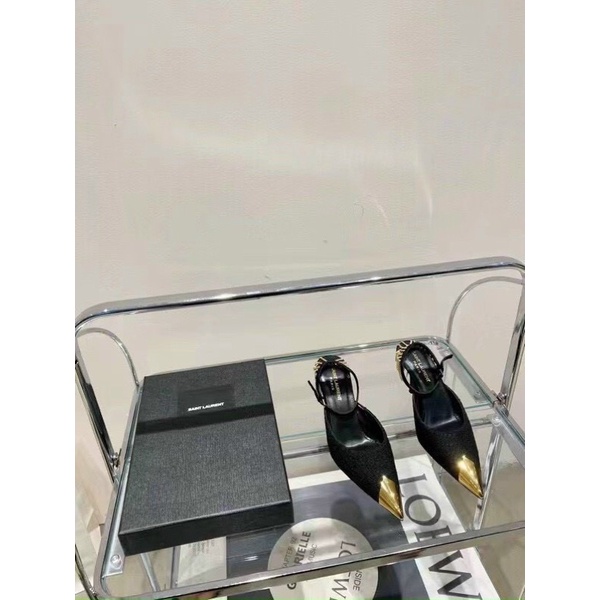 HOTTREND - Giày Cao Gót Mũi Nhọn Gót Phối Dây Xích Cực Phá Cách Điểm Nhấn Mũi Đồng Hàng Loại 1