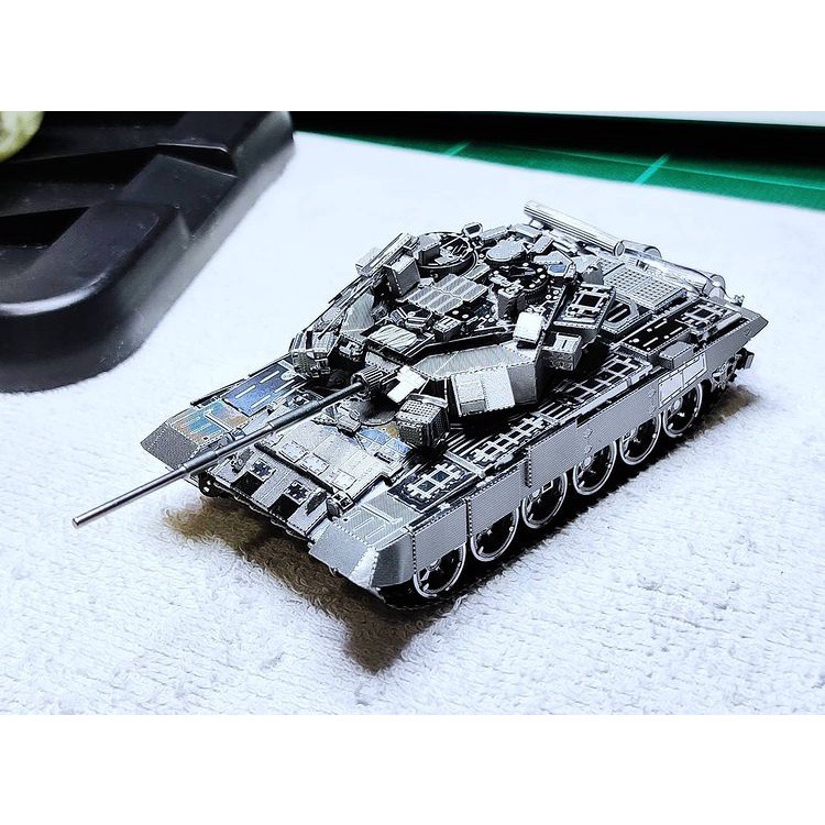 Đồ Chơi Lắp Ráp Mô Hình 3D Bằng Kim Loại Piececool Xe Tăng T-90A Của Nga