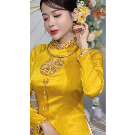áo dài cưới hỏi lụa trơn màu vàng